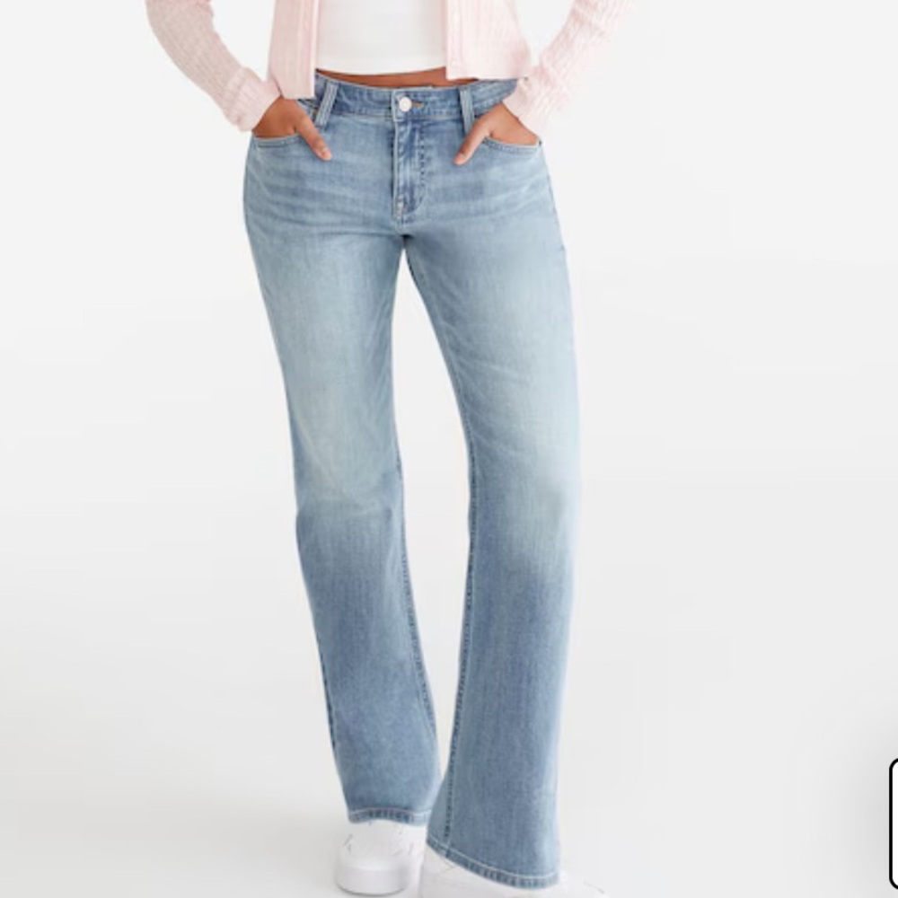 Aeropostale Curvy Mid-Rise Bootcut Jean Size 0 Regular